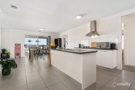 Property photo of 15 Sullivan Circuit Orange NSW 2800