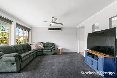 Property photo of 31 Dunbar Grove Churchill VIC 3842