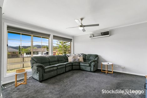 Property photo of 31 Dunbar Grove Churchill VIC 3842