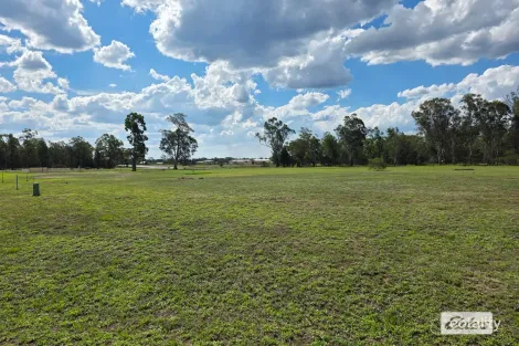 5 Vowles St, Miles, QLD 4415