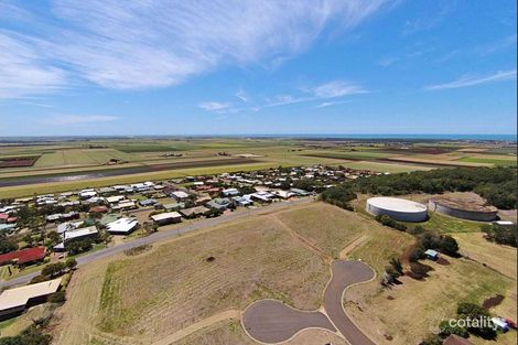 Property photo of 8A Hilltop Avenue Qunaba QLD 4670