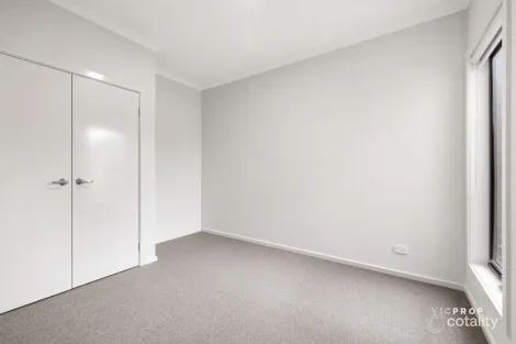 Property photo of 13 Thrums Road Mambourin VIC 3024