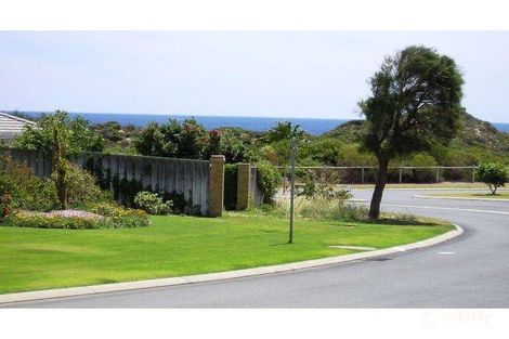 Property photo of 8 Beaumarks Court Mindarie WA 6030