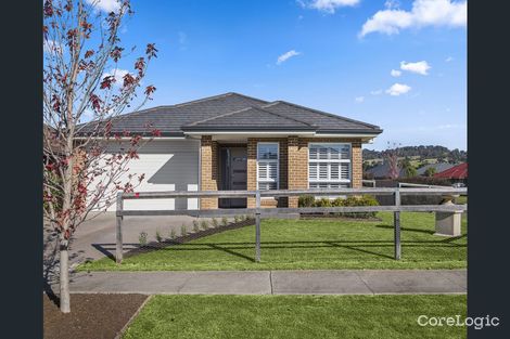Property photo of 4 Turner Way Renwick NSW 2575