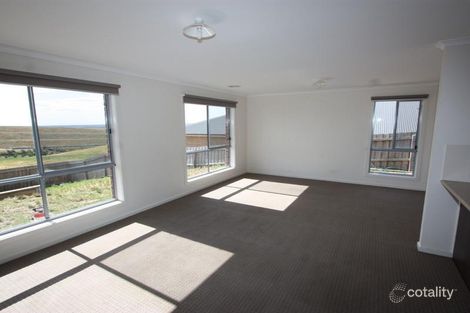 Property photo of 97 Grantham Drive Highton VIC 3216