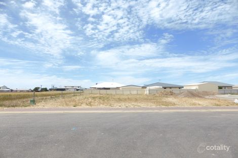 8 Parsee St, Edithburgh, SA 5583