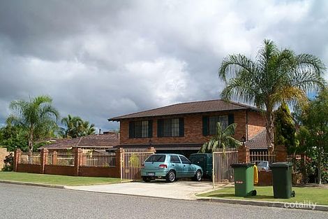 17 Dickenson Way, Booragoon, WA 6154