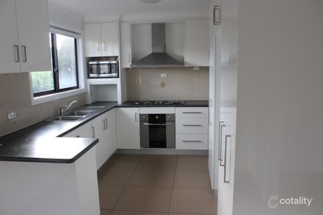 Property photo of 28 Captain Cook Drive Barrack Heights NSW 2528