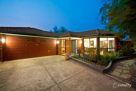 Property photo of 6 Stephanie Close Berwick VIC 3806