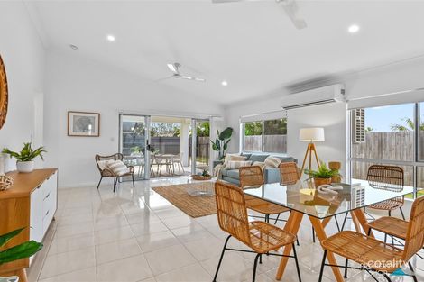 Property photo of 8 Munderra Close Smithfield QLD 4878