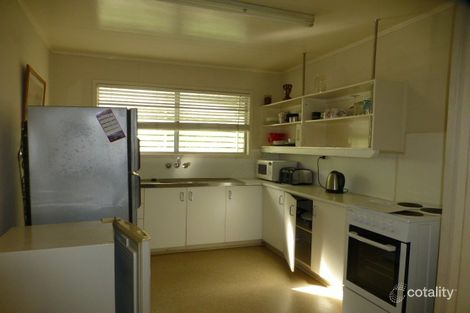 Property photo of 3 Middle Crescent Dysart QLD 4745