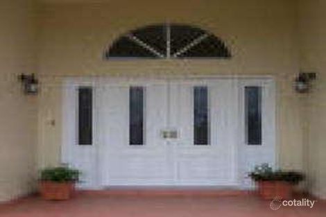 Property photo of 17 Sweetlip Close Kanimbla QLD 4870