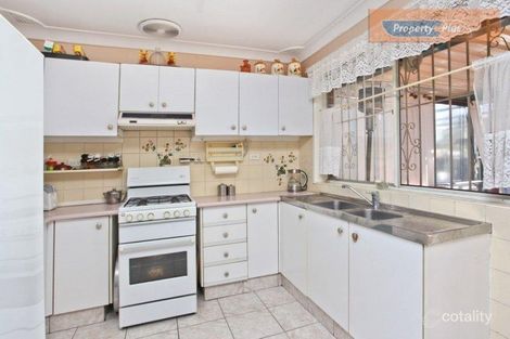 Property photo of 5 Nile Place St Clair NSW 2759