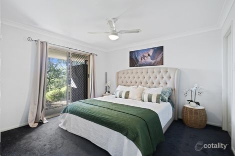 Property photo of 27 Crestridge Crescent Oxenford QLD 4210