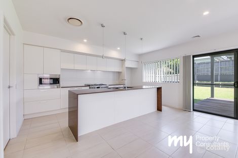 Property photo of 33 Rymill Crescent Gledswood Hills NSW 2557