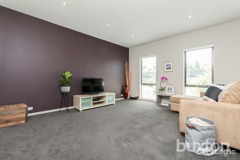 Property photo of 23 Barry Court Grovedale VIC 3216