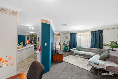 Property photo of 18 Durack Crescent Gosnells WA 6110