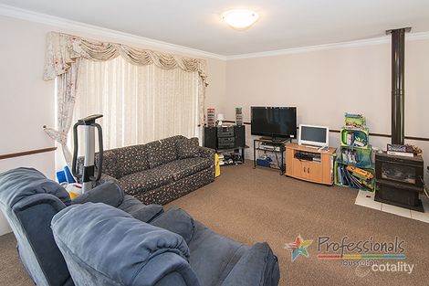 Property photo of 18 Dotterell Crescent Geographe WA 6280