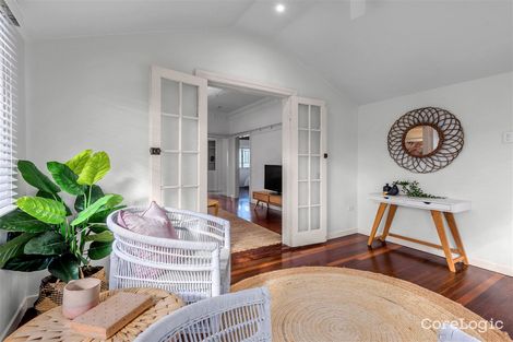 Property photo of 31 Ashfield Street East Brisbane QLD 4169