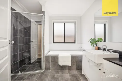 Property photo of 21 Coronato Parade Colebee NSW 2761