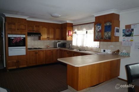 Property photo of 11 Howard Place Armidale NSW 2350