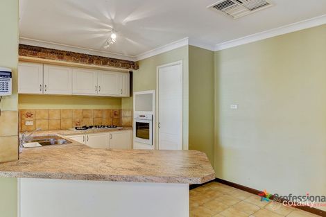 10 Carinda Pl, Alexander Heights, WA 6064