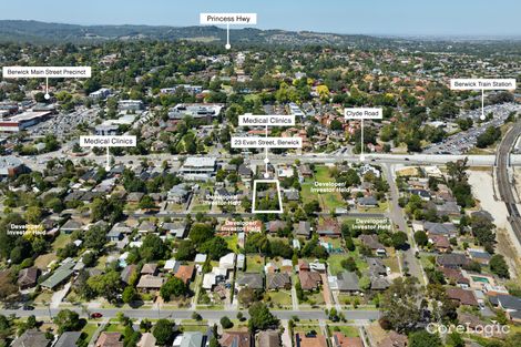 Property photo of 23 Evan Street Berwick VIC 3806