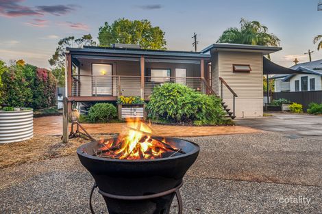 17 Caloundra St, Landsborough, QLD 4550