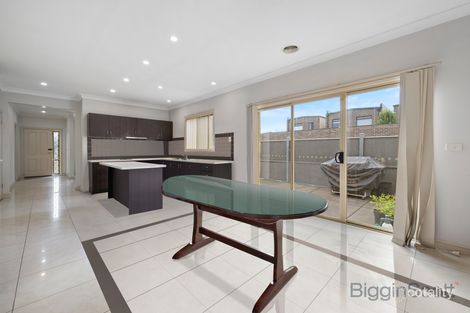 Property photo of 3 Highcroft Place Cairnlea VIC 3023