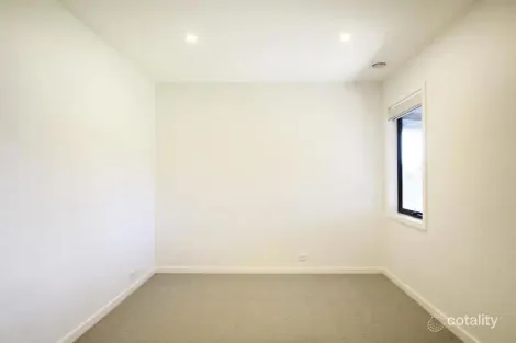 Property photo of 35 Elliott Street Warrnambool VIC 3280