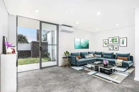 Property photo of 42 Hillcrest Street Punchbowl NSW 2196