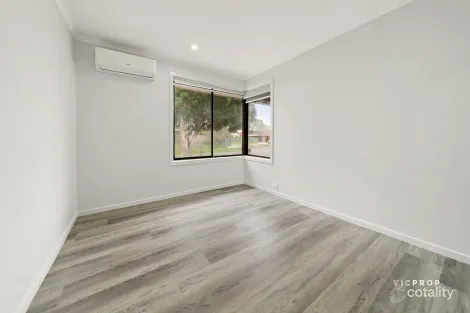 Property photo of 33 Norman Street St Albans VIC 3021