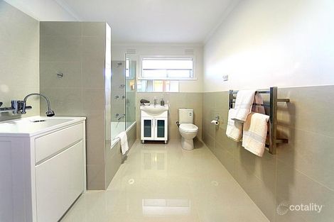 Property photo of 10/14 Ardmillan Road Moonee Ponds VIC 3039