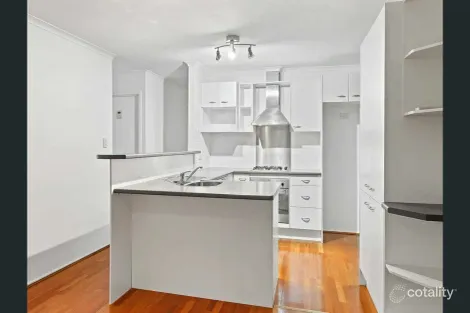 Property photo of 2 Lyndora Close Riverhills QLD 4074