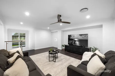 Property photo of 2 Resthaven Way Silverdale NSW 2752