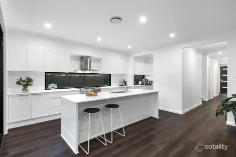 Property photo of 2 Resthaven Way Silverdale NSW 2752