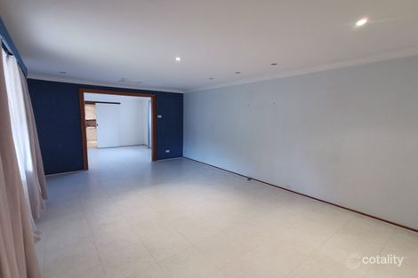 Property photo of 51 Minnamurra Crescent Hillvue NSW 2340