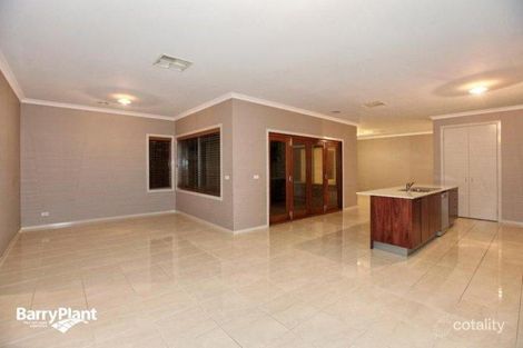 Property photo of 18 Blairgowrie Drive Craigieburn VIC 3064