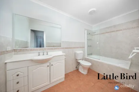 Property photo of 2/30 Lyttleton Crescent Cook ACT 2614