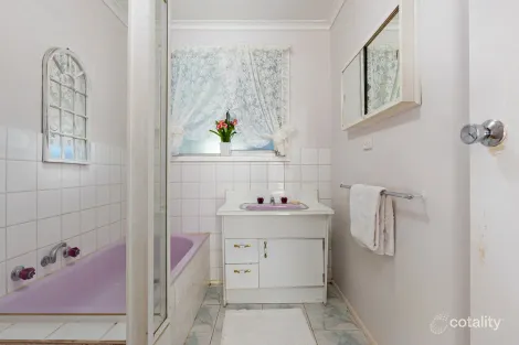 Property photo of 544 Settlement Road Mount Doran VIC 3334