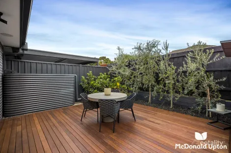 Property photo of 10 Vaynor Street Niddrie VIC 3042