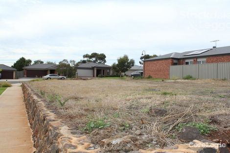 Property photo of 2 Stonehill Drive Maddingley VIC 3340