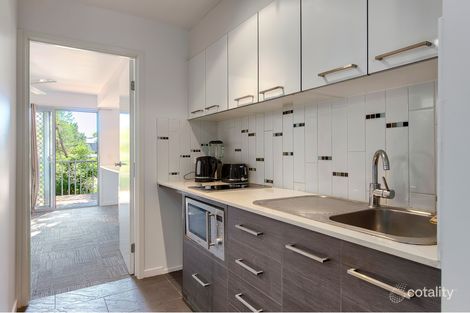 Property photo of 14/17 Erneton Street Newmarket QLD 4051