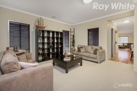 Property photo of 28 Cairn Drive South Morang VIC 3752
