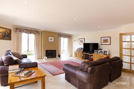 Property photo of 9 Curtis Road Melville WA 6156