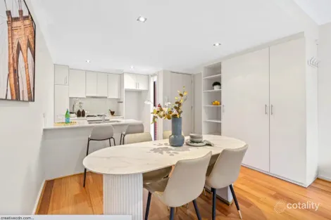 Property photo of 6/227 McKinnon Road McKinnon VIC 3204