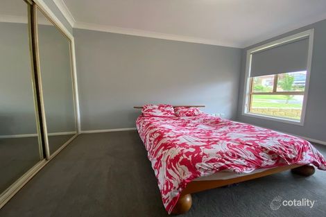 3b Austral Pl, St Helens Park, NSW 2560