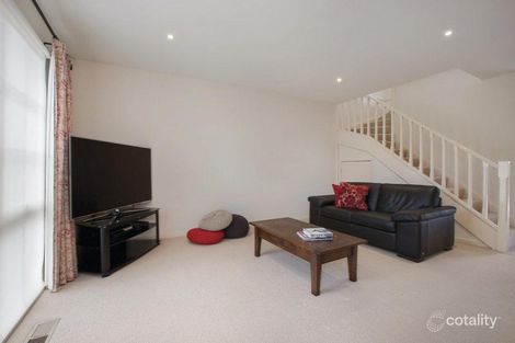 Property photo of 32 Raynes Street Balwyn VIC 3103