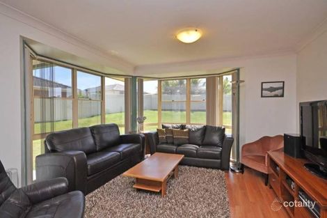 Property photo of 6 Tulloch Terrace Cessnock NSW 2325
