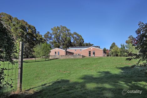 104 Blackmore Rd, Woodend, VIC 3442